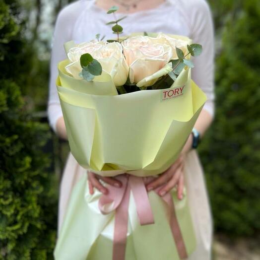Bouquet of 11 roses White Ohara