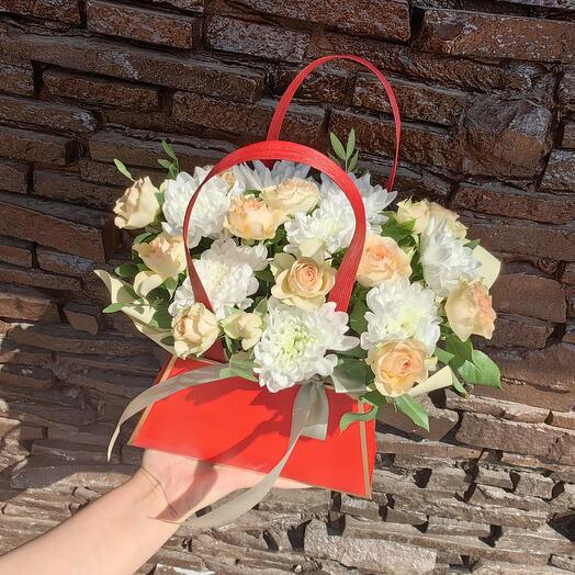 Цветы в сумочке 🥰