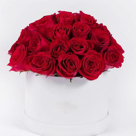 Luxurious 35 Roses Bouquet in Elegant White Box