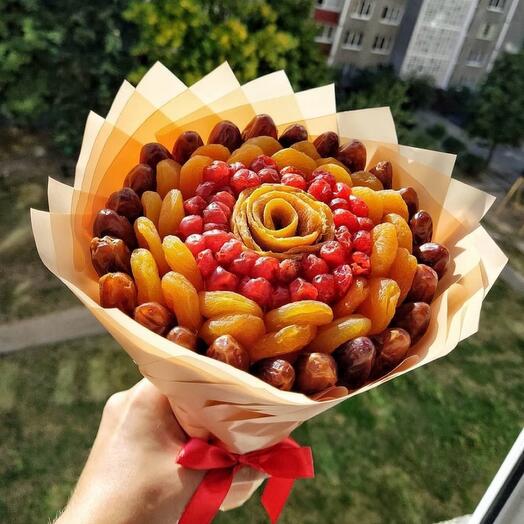 Букет из сухофруктов