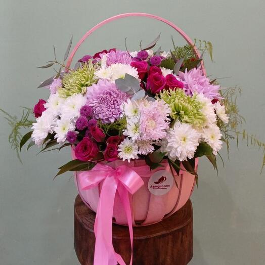 Корзина с цветами 33