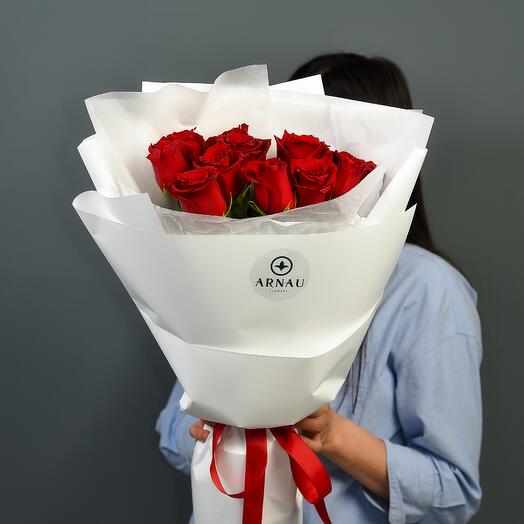 Классический букет из 11 красных роз