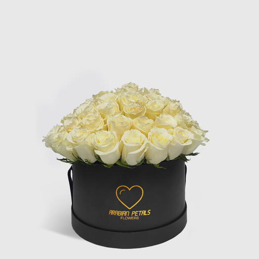 White Bouquet Roses Medium Black Box