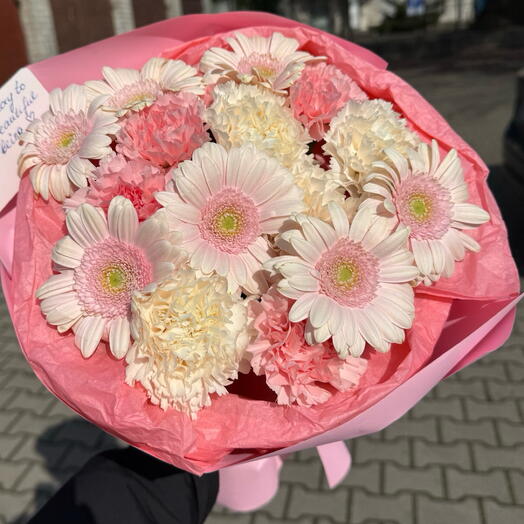 Bouquet of gerberas with carnations