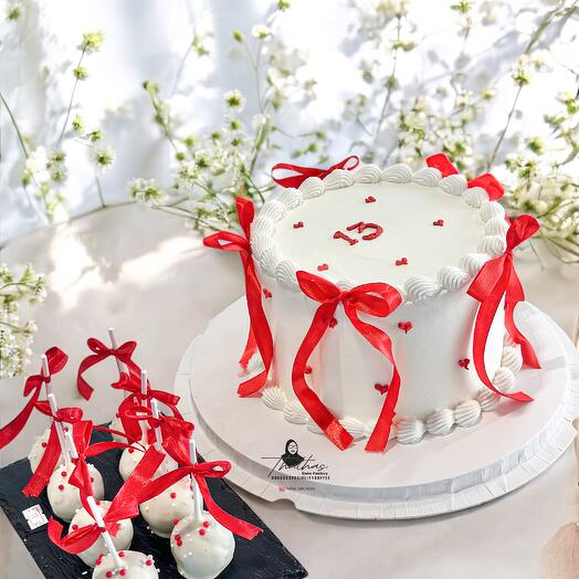 Cake With Cakepops