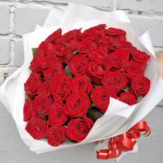 35 красных роз RED NAOMI ♥️