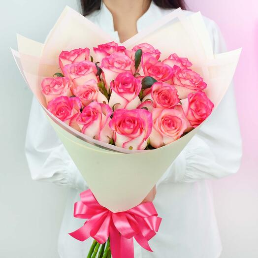 Ramo de 19 rosas "Jumilia"
