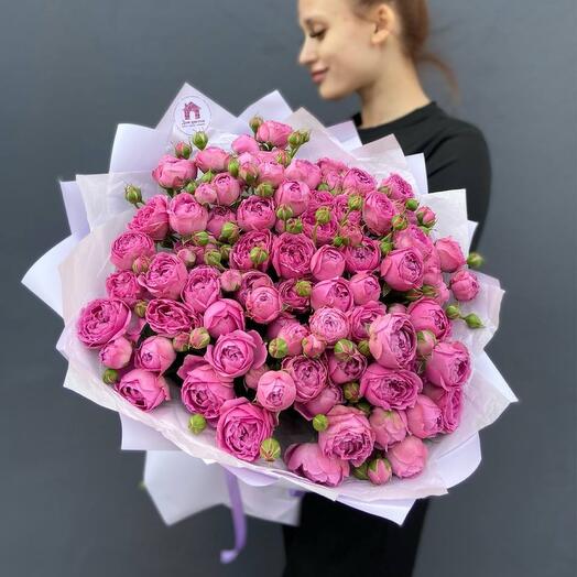 Букет из 21 кустовой розы