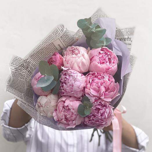 Ramo de peonías rosa suave 9