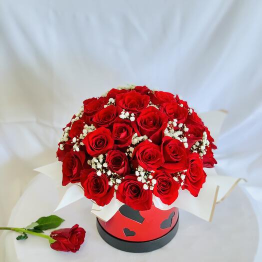 40 Rose Special Love Box