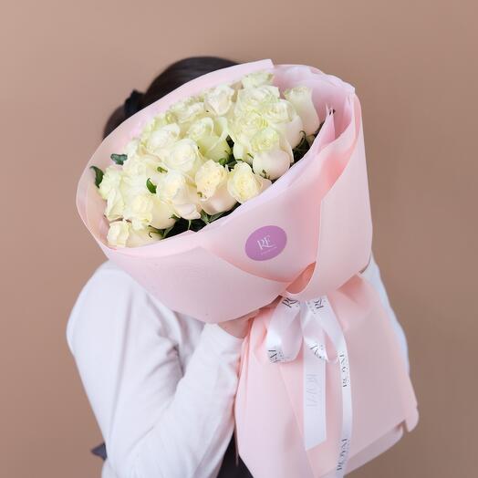 Букет из белых роз