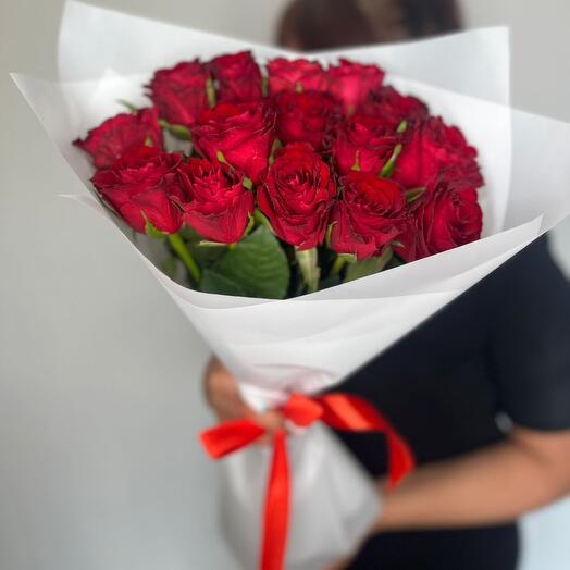 15 rosas rojas
