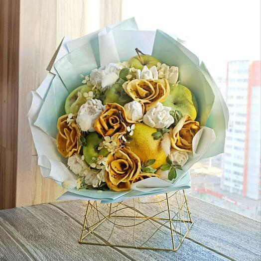 Букет из фруктов "нежность"