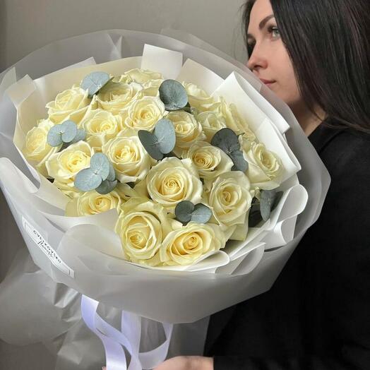 19 белая роза