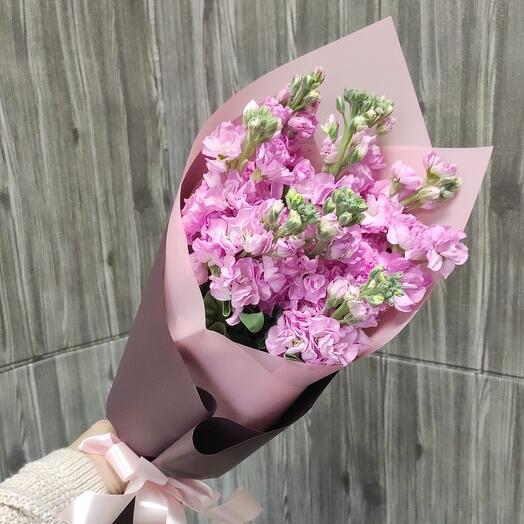 Букет из 9 розовых маттиол