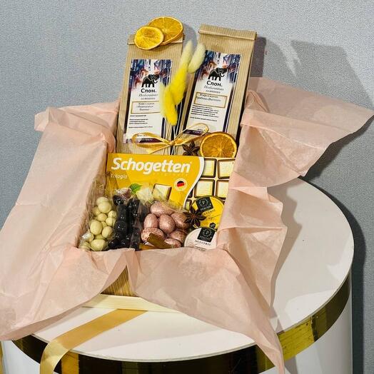 Juego de café con dulces en Caja de regalo
