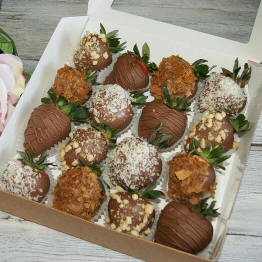 Клубника в молочном шоколаде
