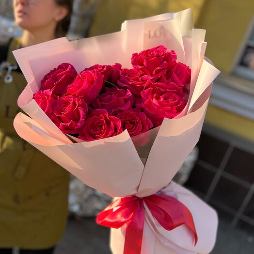 Букет малиновых роз L