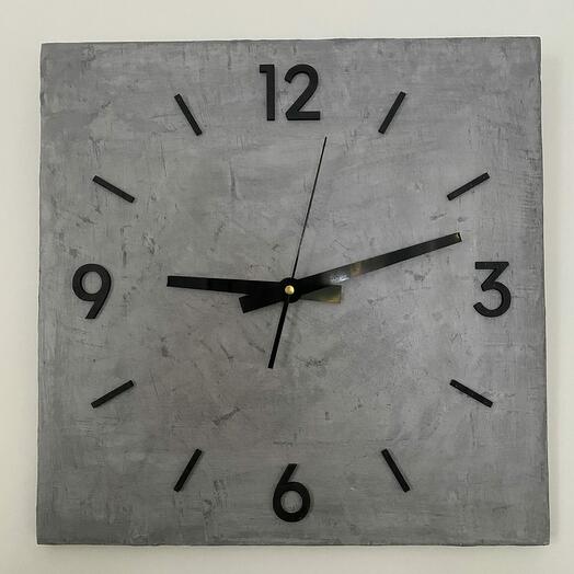 Часы Concrete Square 40 см
