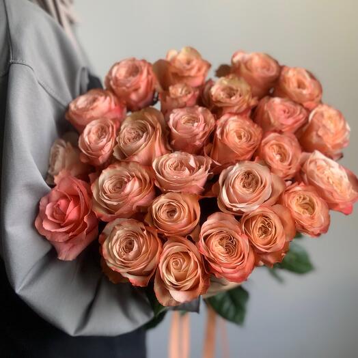 Bouquet of 25 Kahala Peony Roses