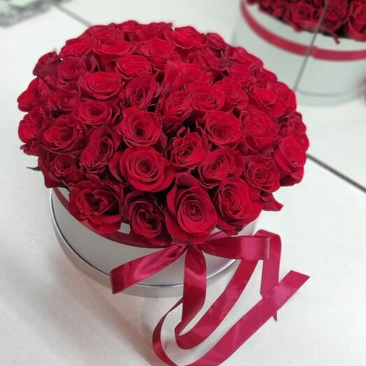 Ecuadorian roses 51pcs in a box