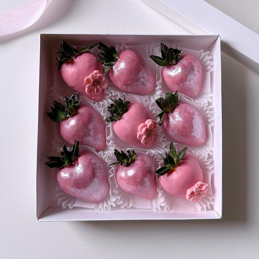 Strawberries in pink chocolate with sparkles and flowers , Sugar-free