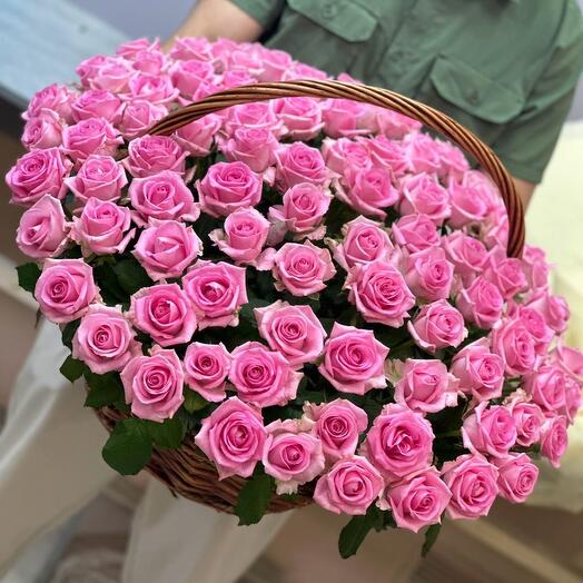 101 Roses in a basket