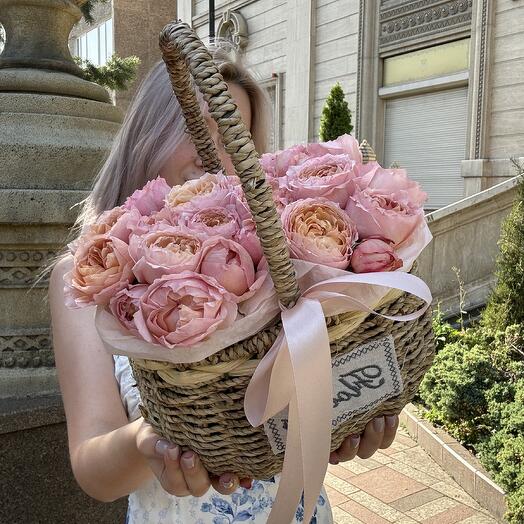 Корзина с цветами