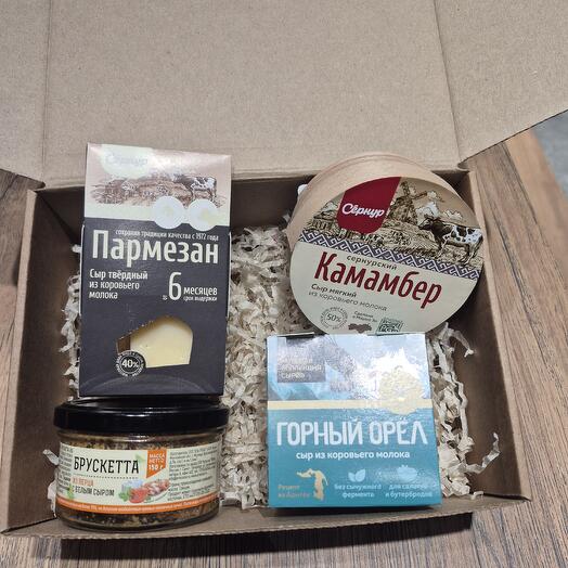 Подарочный набор с сыром в подарок другу, коллеге