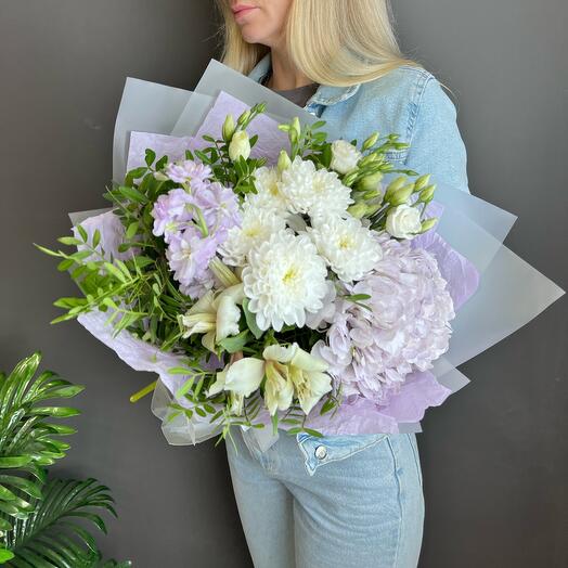 Лавандовое Облако; гортензия , маттиола , альстромерия