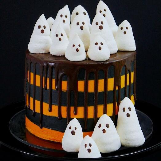 Halloween chocolate cake