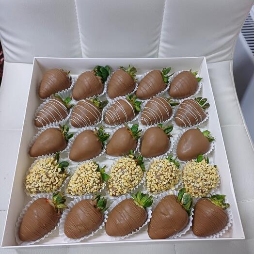 Клубника в шоколаде (25шт)