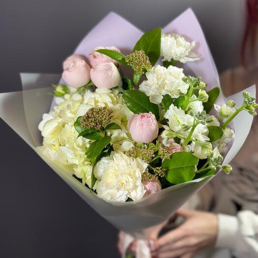 Нежный букет для девочки