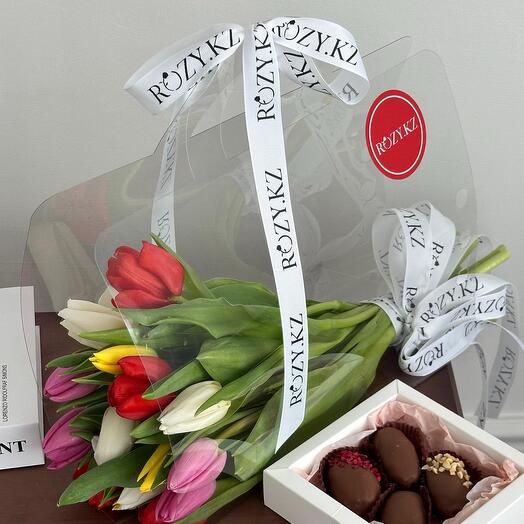 Комбо из переноски 15 микс тюльпанов и 4 финика в шоколаде