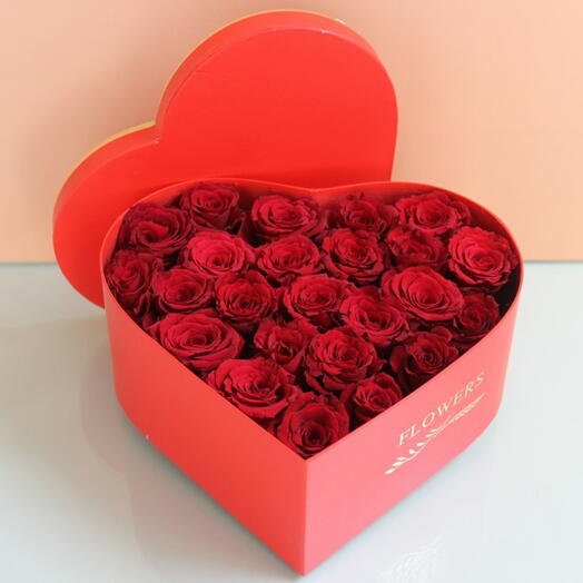 25 Red Roses Heart Box