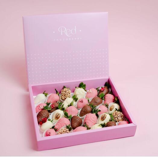 30 штук клубники в шоколаде