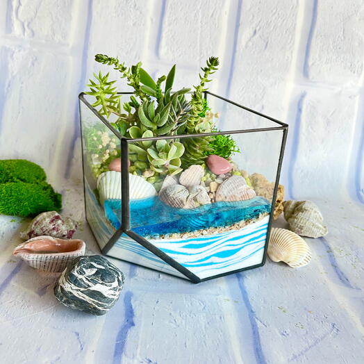 Флорариум с цветами на день рождения