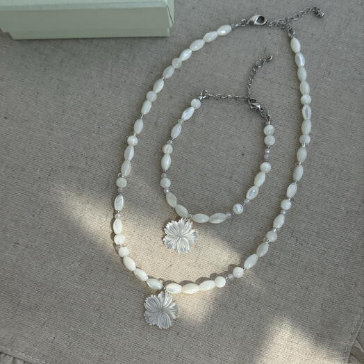 IZUM jewellery