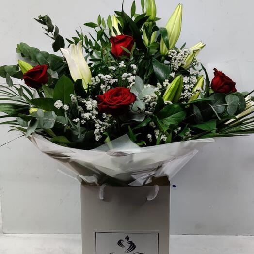 Red Roses and White Lille s