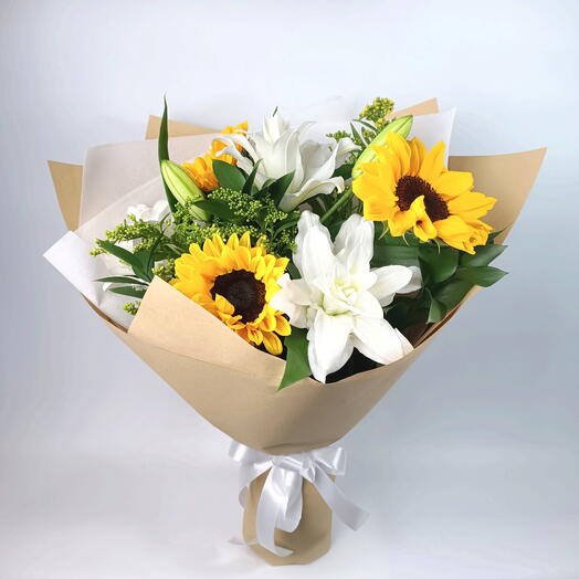 Sunflower and lilies bouquet