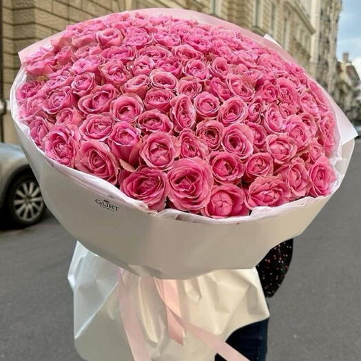 250 Pink Roses Bouquet