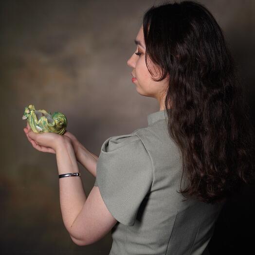 Ароматическая свеча "Спелое манго с пряным цитрусом", в гипсовой ракушке, соевый воск