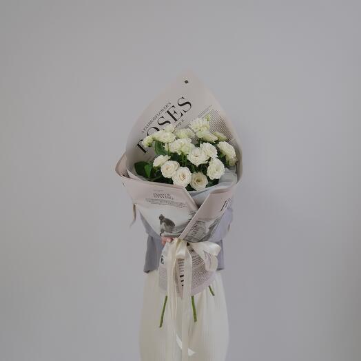 Rosa de arbusto blanco