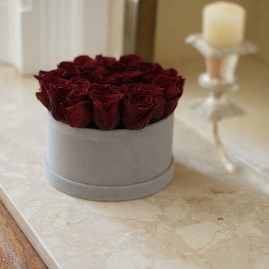 Deep Red roses in a box