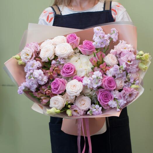 Букет цветов Magical Color Pink