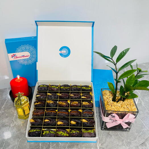 30 pcs Box Premium Majdoul Assorted Dates