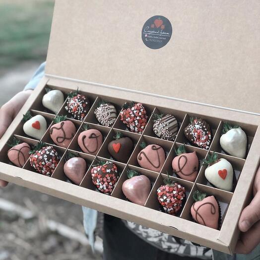 Juego de fresas cubiertas de chocolate N37
