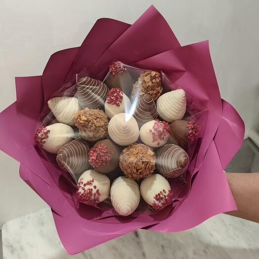 Клубника в шоколаде(19 ягод)