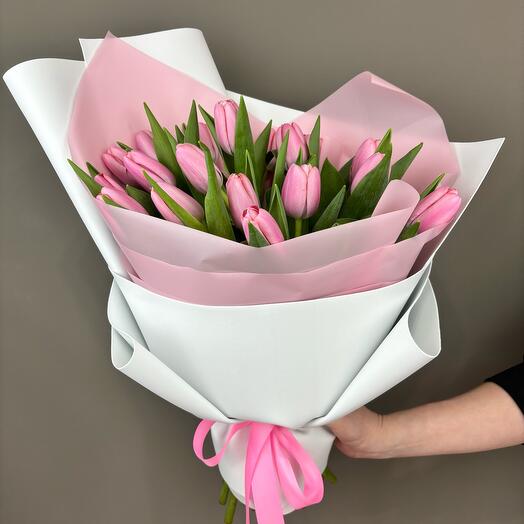 Монобукет из 19 розовых тюльпанов