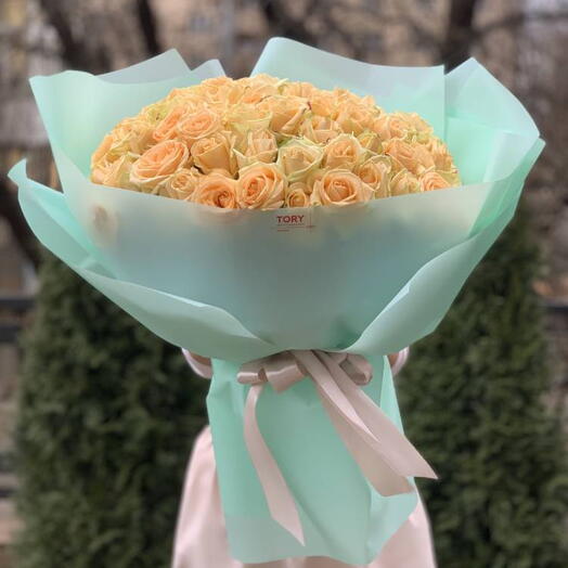 Bouquet of 101 Peach Roses